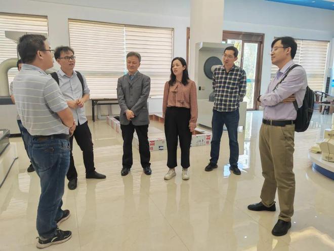 上海大学专家团队到英都镇开展校企合作对接交流活动(图2)