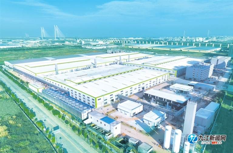 全市县域经济高质量发展现场推进活动｜九江经开区：固本兴新壮产业 凝心聚力促发展——2023年九江经开区经济社会高质量纪实(图2)