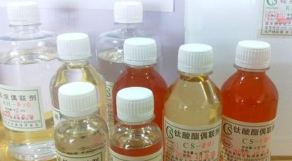 硅烷的活性基团对树脂基体有一定的选择性这是为什么呢？(图10)